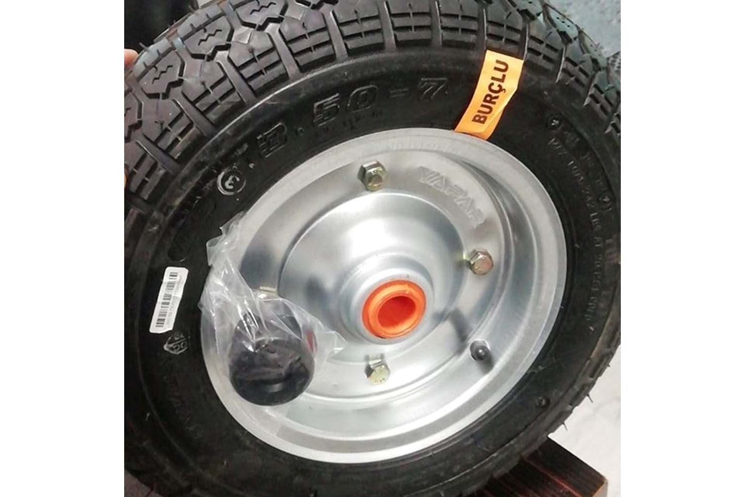 Yaparlar Tüp Burçlu Dolgu Tekerlek El Arabası Tekeri 63211